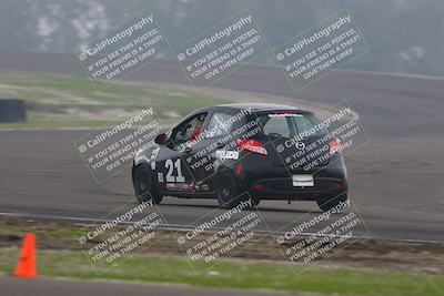 media/Jan-18-2026-CalClub SCCA (Sun) [[8bc6468723]]/Group 3 Race/Turn 1/